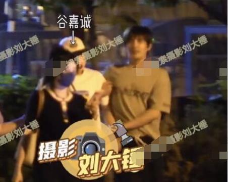 酒吧小陈爆料视频大全,视频大全揭秘幕后真相 第3张 酒吧小陈爆料视频大全,视频大全揭秘幕后真相 第3张